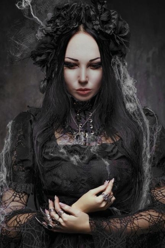 Gothic Woman Notebook: 150 Page Notebook Journal Diary