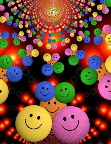 Smiley Face Notebook - 5x5 Quad Ruled: 8.5 x 11 - 200 Pages - Graph Paper