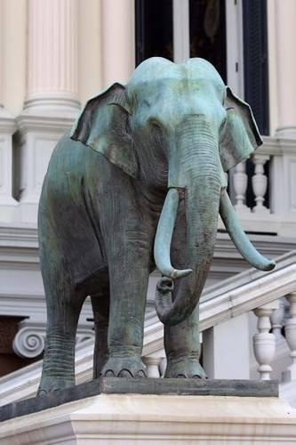 Bronze Elephant Statue at the Grand Palace in Bangkok Thailand Journal: 150 Page Lined Notebook/Diary